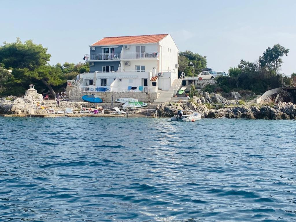 Apartment Lea - Amazing Sea View Сресер Екстериор снимка